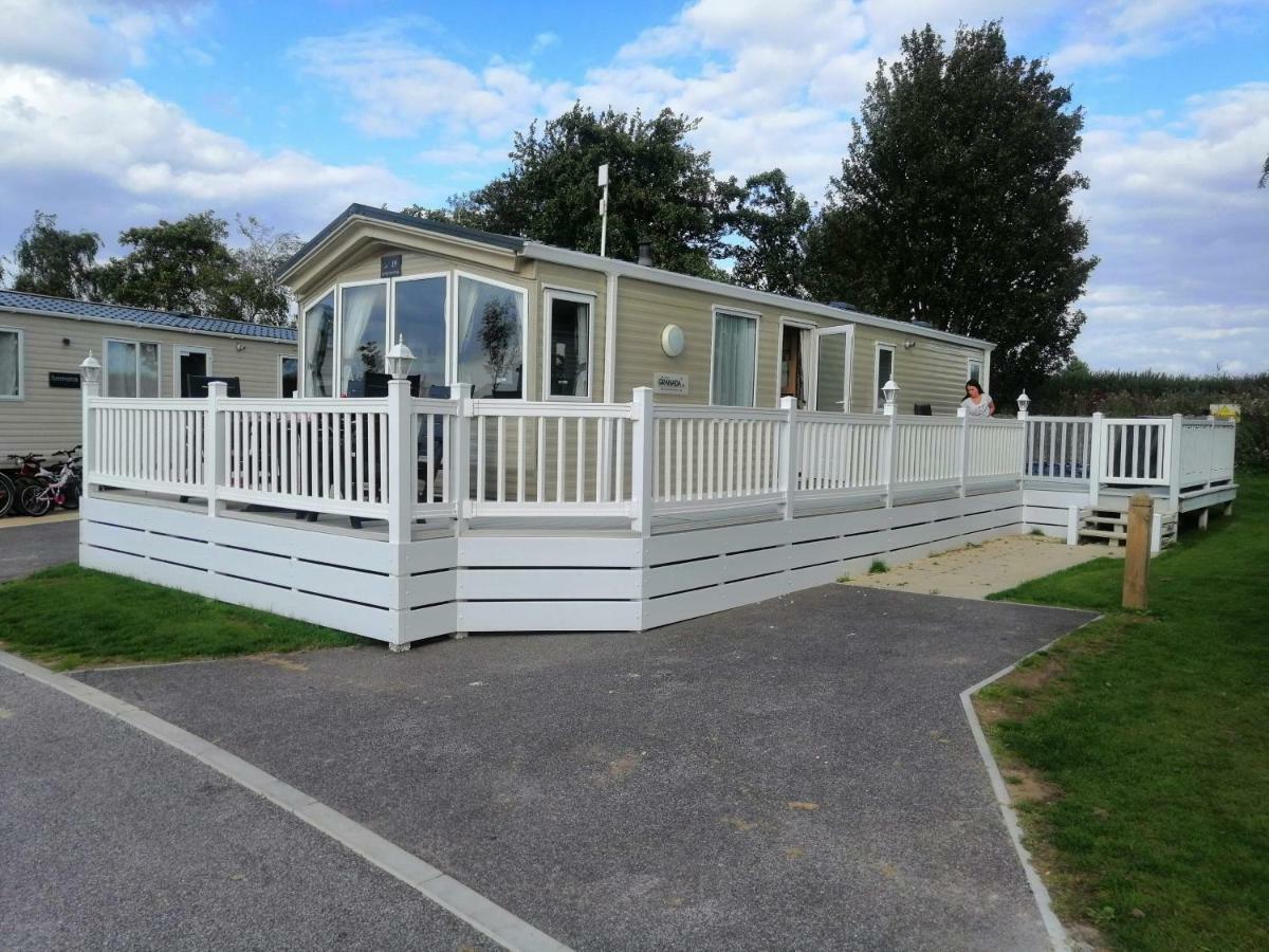 Caravan For Rent At Tattershall Holiday Park Exteriér fotografie